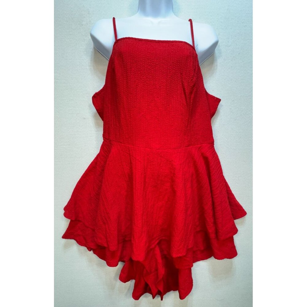 Women's Short Jumpsuit Stretch Size 1XL Red Back Hole Sleeveless